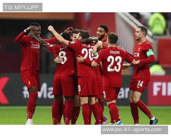 蓝十字与蒙特雷的激烈对决揭示足球战术与团队精神的较量